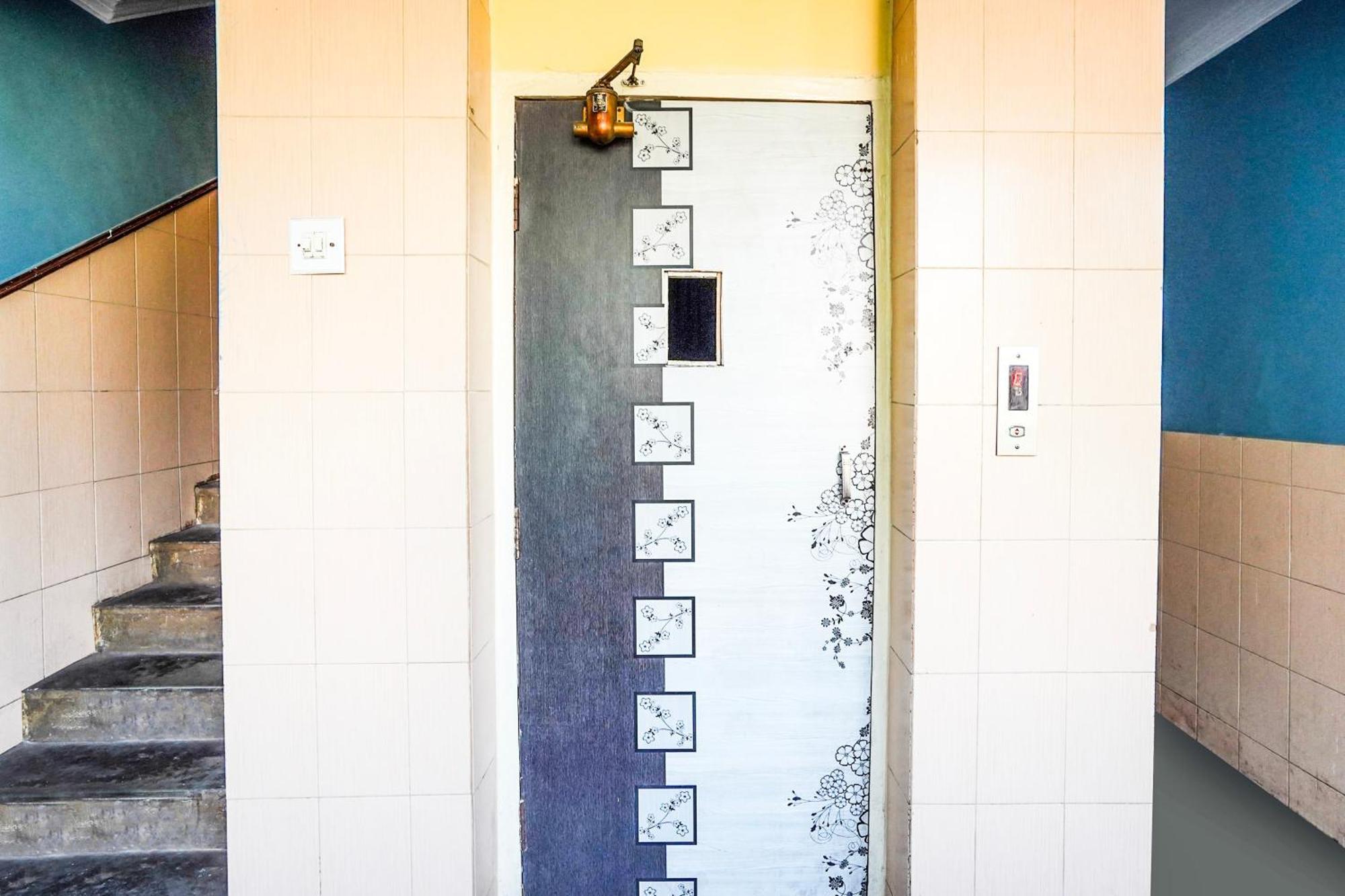 Hotel O Vibrant Residency Ahmedabad Luaran gambar